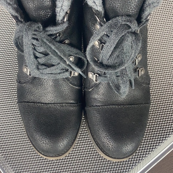 Billabong Black Booties Lined size 8 - Picture 4 of 15